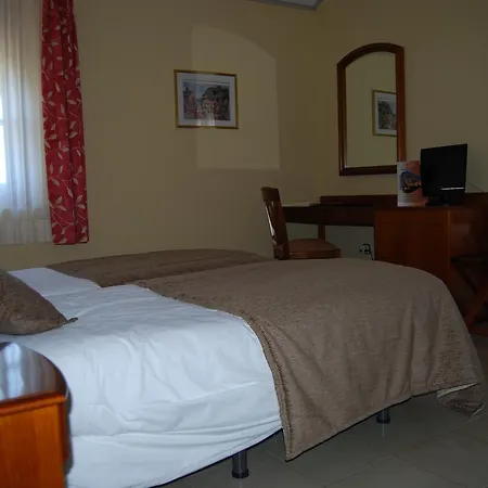 Masia Del Cadet Hotel 3*