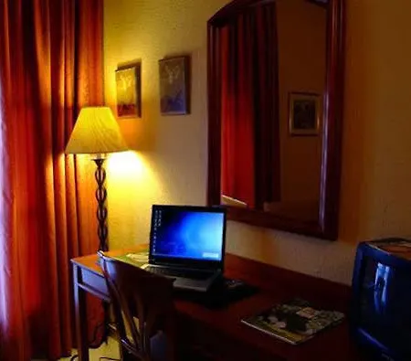 Hotel Masia Del Cadet